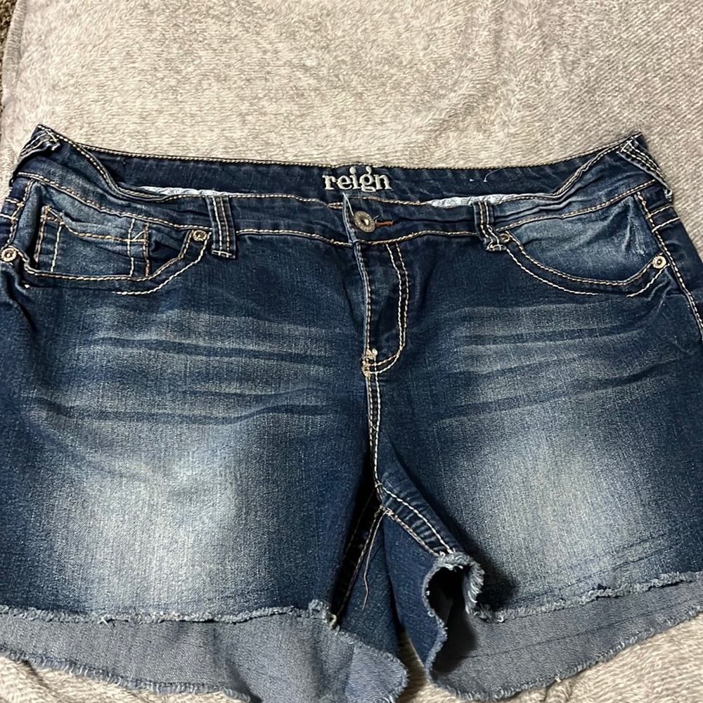 Reign Jean Shorts
